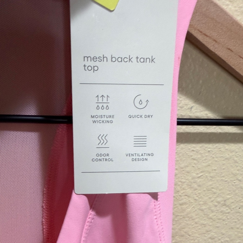 NWT all in motion Size Medium Mesh Racerback Scoop Neck Tank Top - Picture 4 of 7